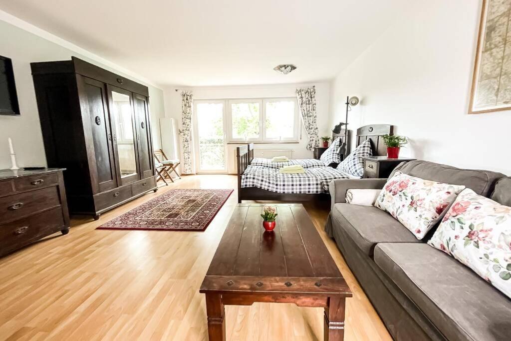 Apartment Am Auensee Mit Grosser Terrasse & Privat-Parkplatz Лейпциг Экстерьер фото